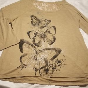 Butterfly 3/4 Sleeve Tan Top